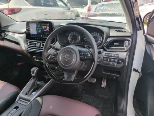 2021 Suzuki Fronx Hybrid - Önizleme 3