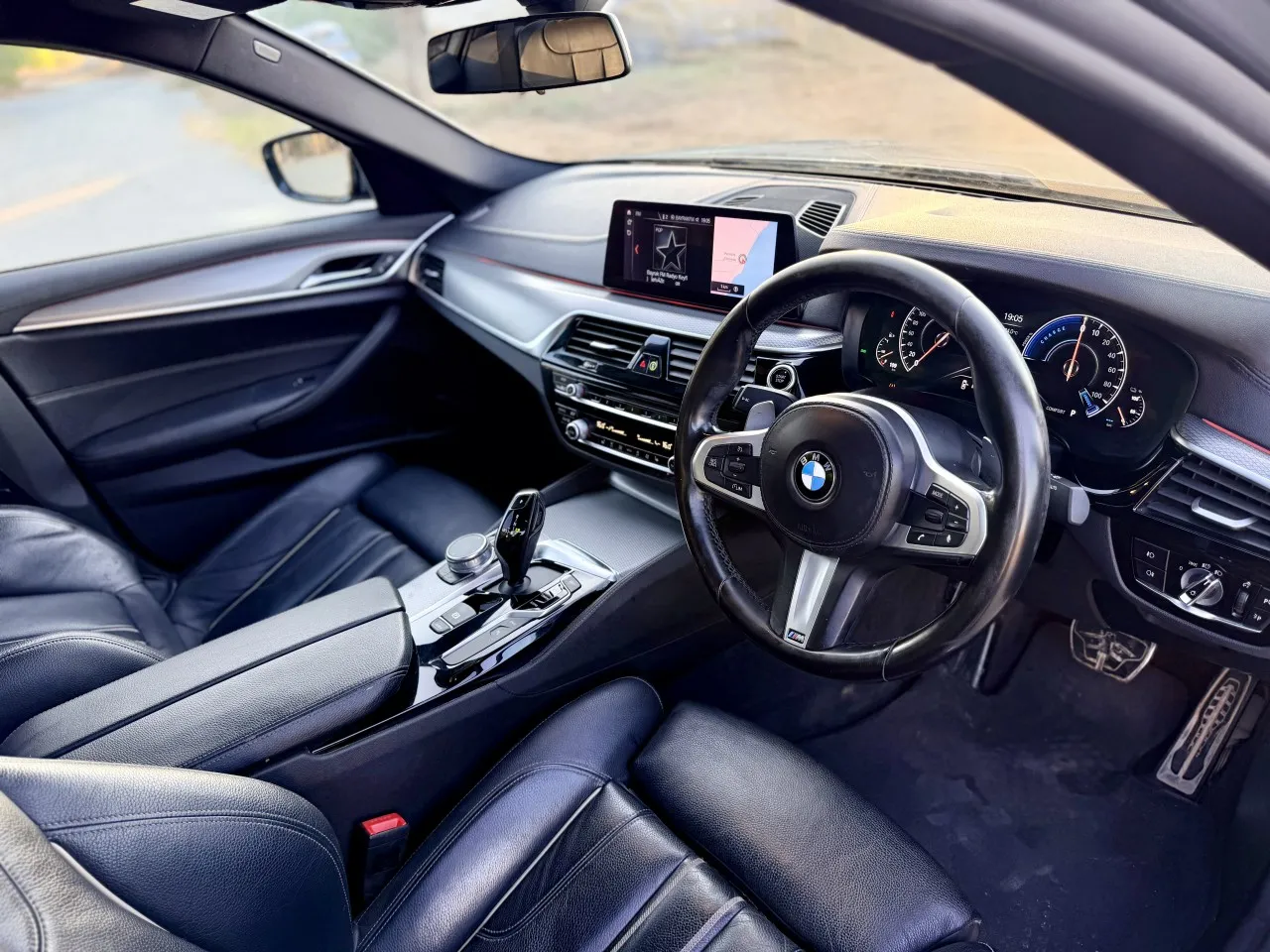 2019 Model Otomatik BMW 5 Serisi 6. Görseli