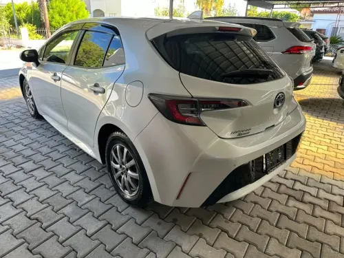 2022 Toyota Corolla Hybrid - Önizleme 3
