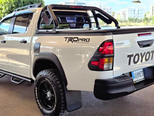 2020 Toyota Hilux - Önizleme 11