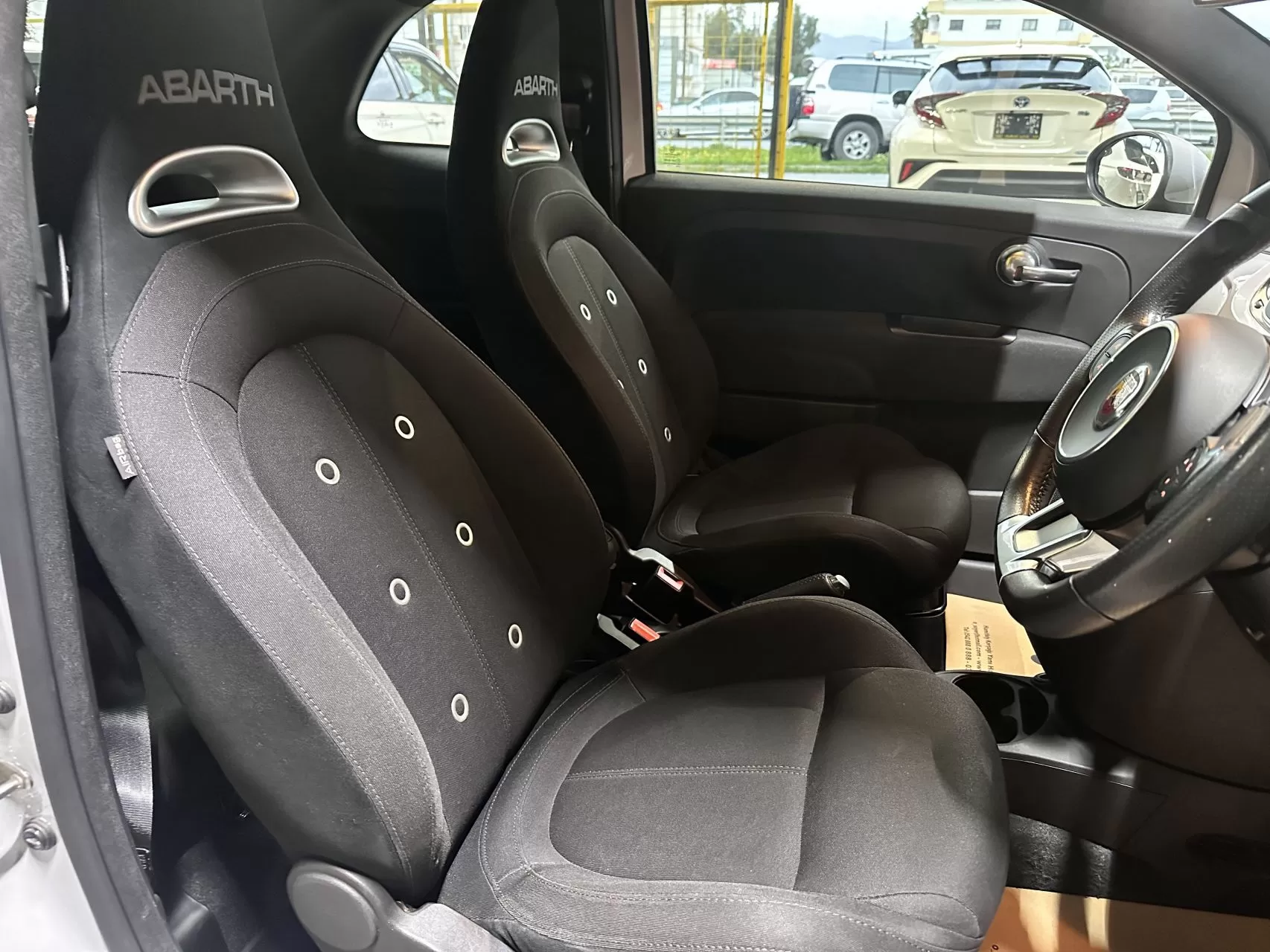 2020 Model Otomatik Fiat 500 Abarth 14. Görseli