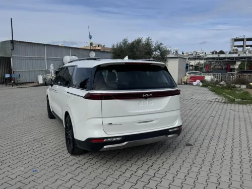 2022 Model Otomatik Kia Carnival