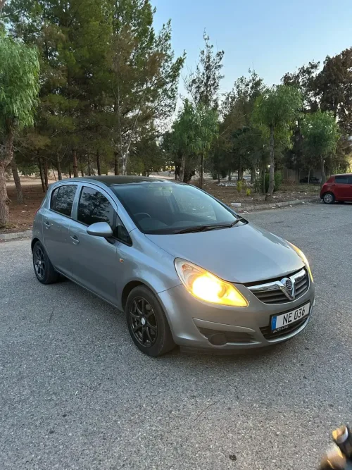 2011 Model Yarı Otomatik Opel Corsa