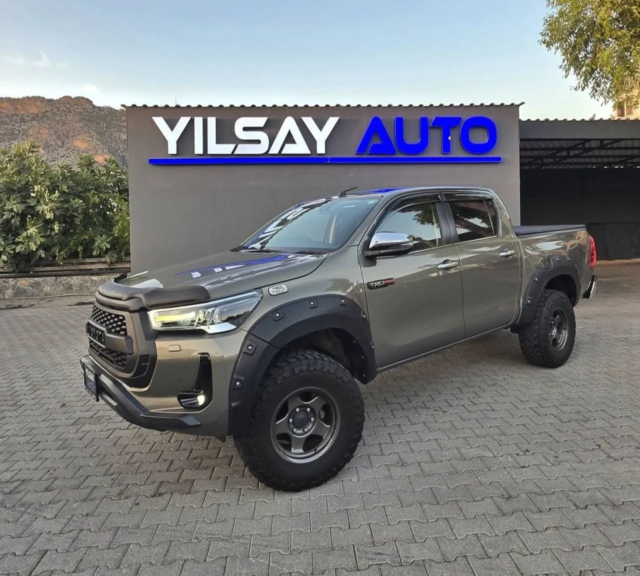 2021 Model Otomatik Toyota Hilux 2. Görseli