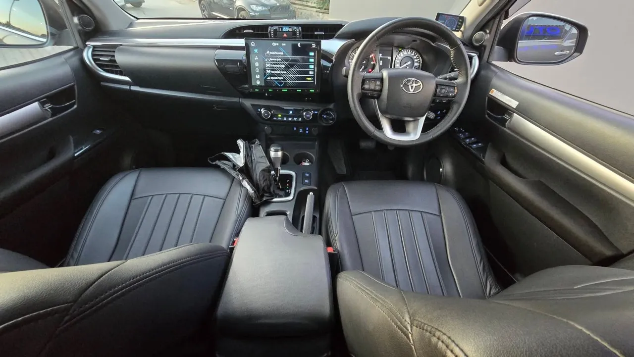 2021 Model Otomatik Toyota Hilux 4. Görseli
