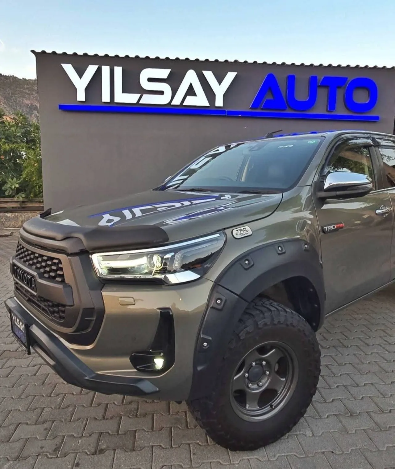 2021 Model Otomatik Toyota Hilux 8. Görseli