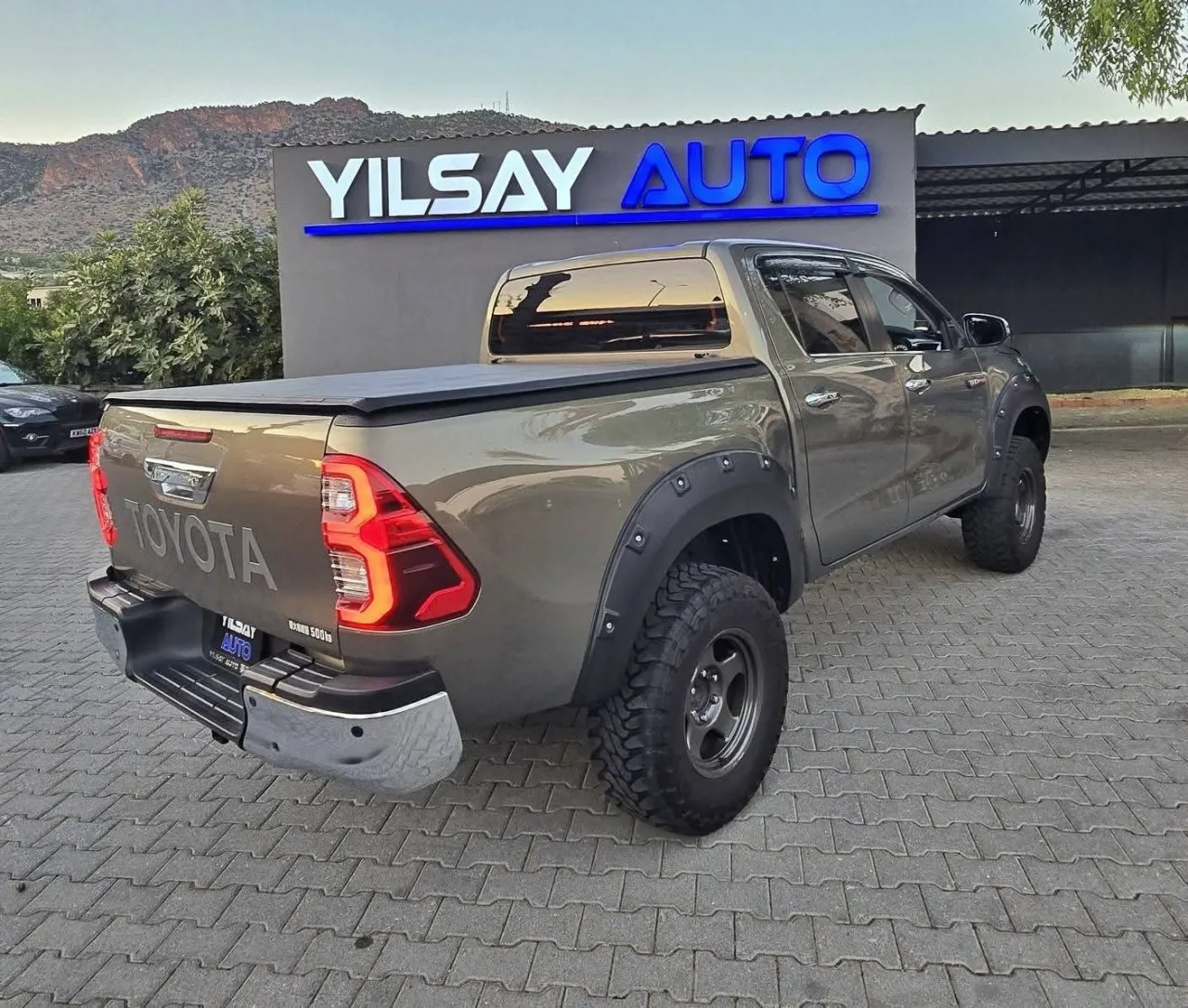 2021 Model Otomatik Toyota Hilux 14. Görseli