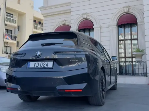 2024 BMW iX - Önizleme 5