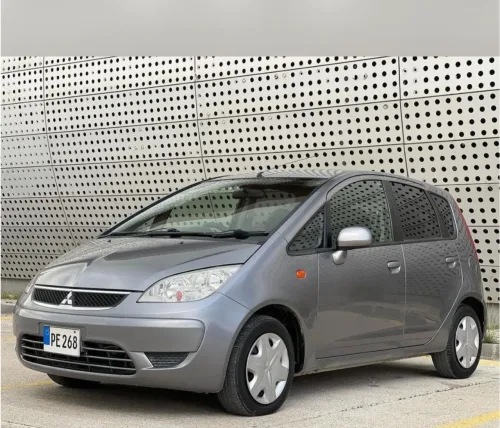 2012 Model Otomatik Mitsubishi Colt