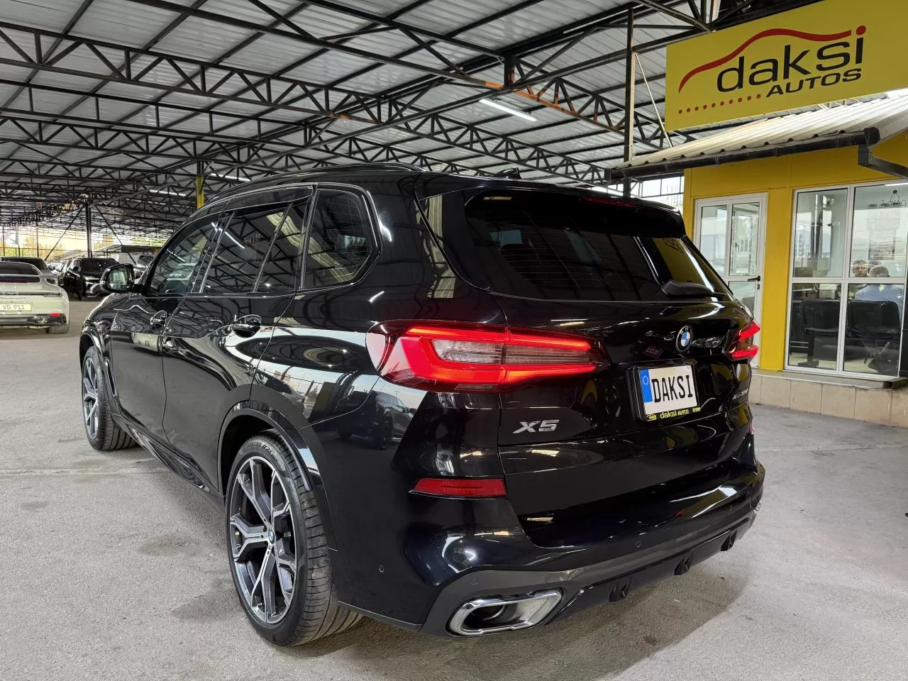 2021 Model Otomatik BMW X5 6. Görseli