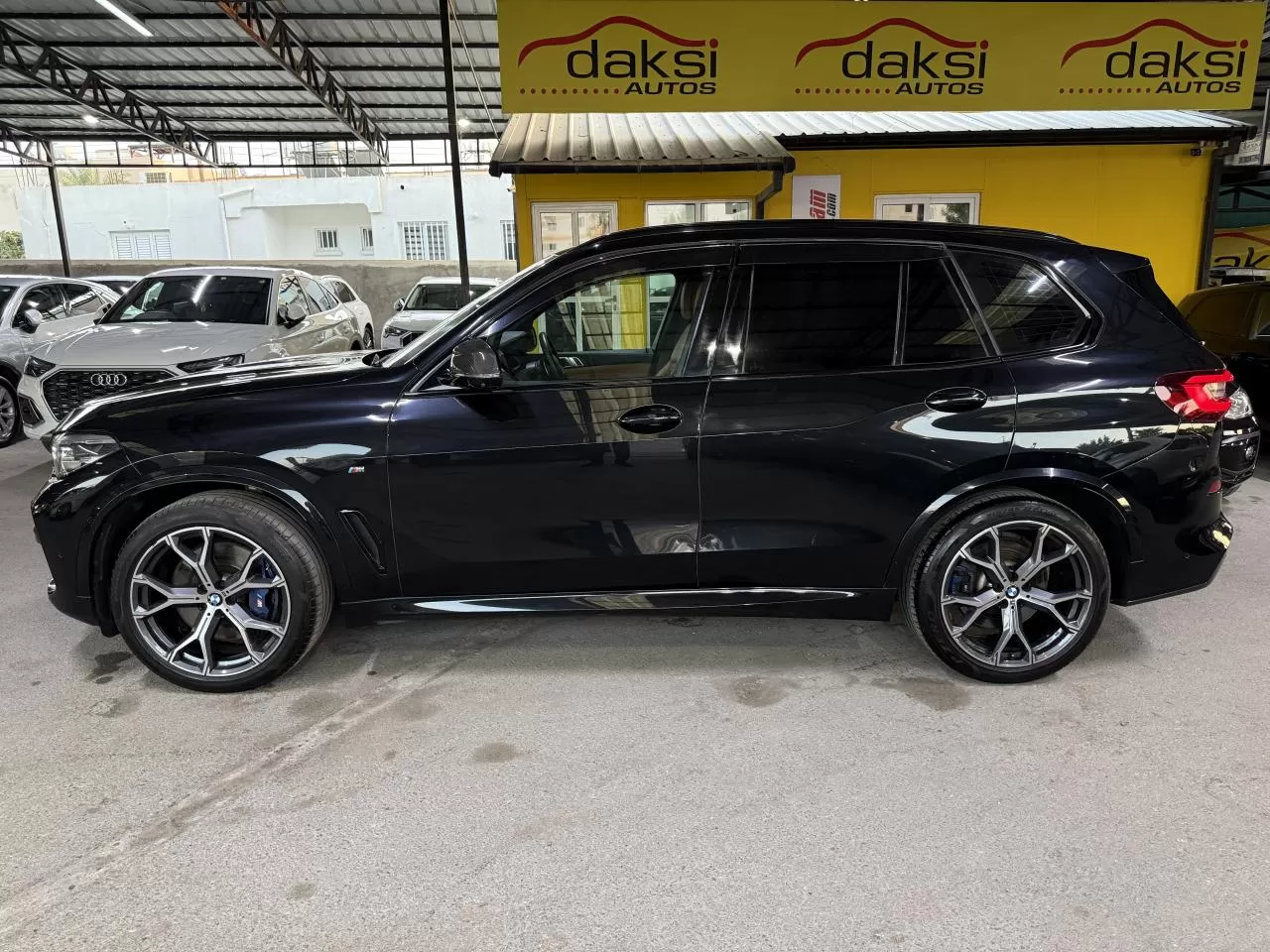 2021 Model Otomatik BMW X5 7. Görseli