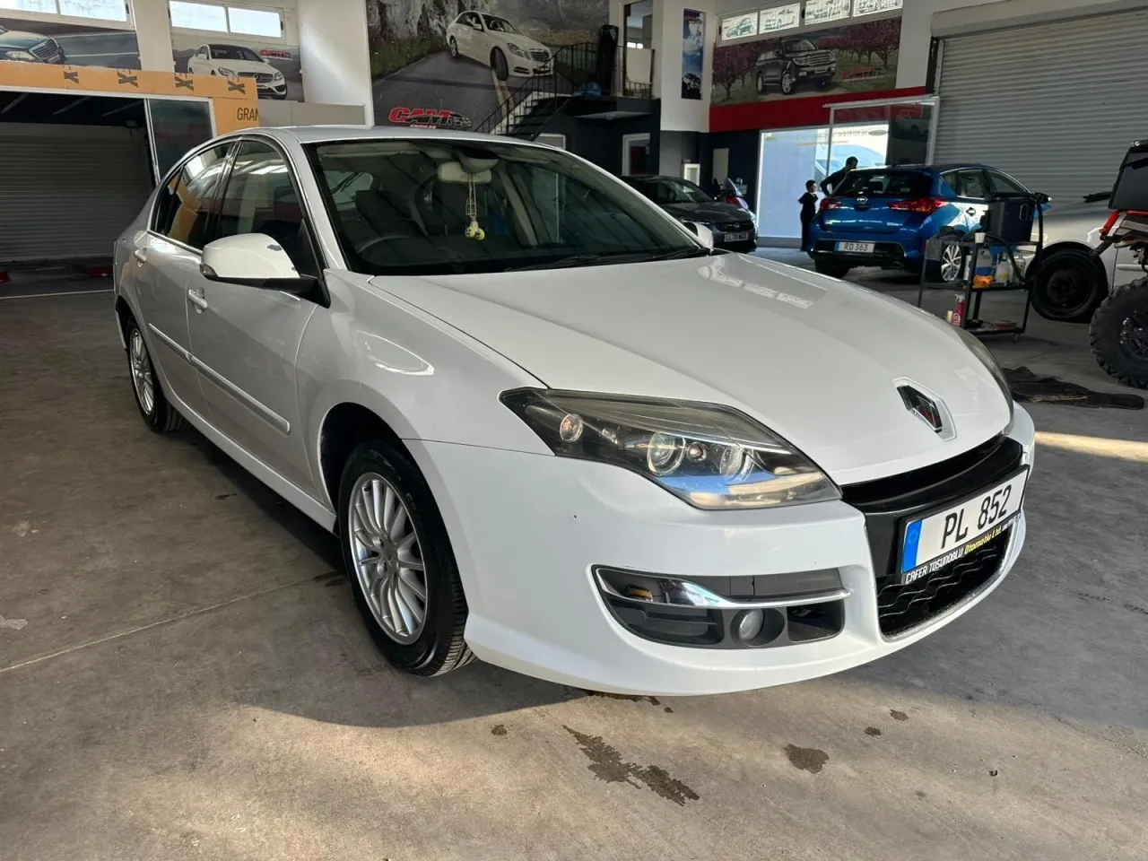 2011 Model Düz Renault Laguna