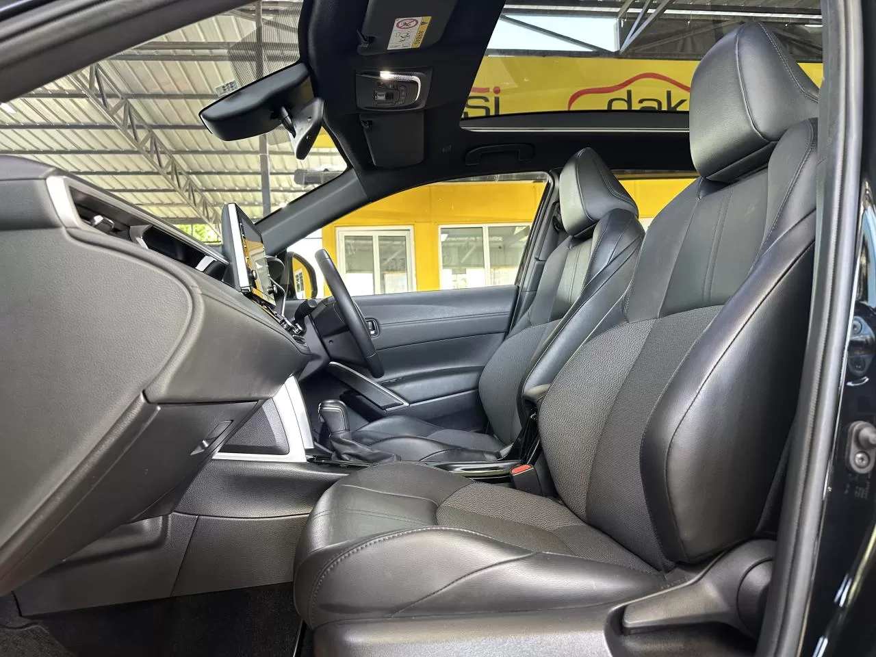 2022 Model Otomatik Toyota Corolla 14. Görseli