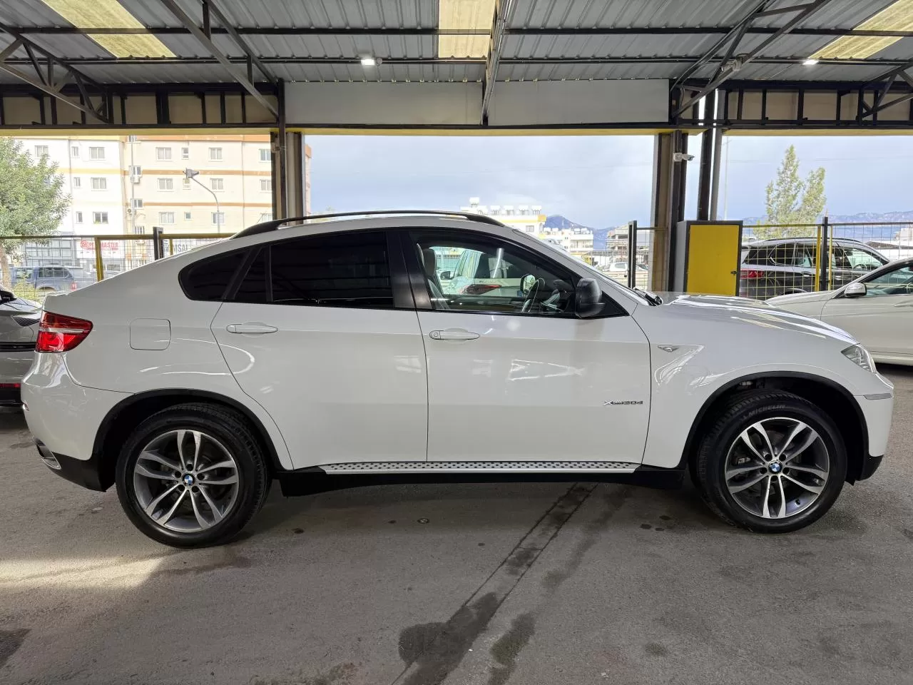 2013 Model Otomatik BMW X6 3. Görseli