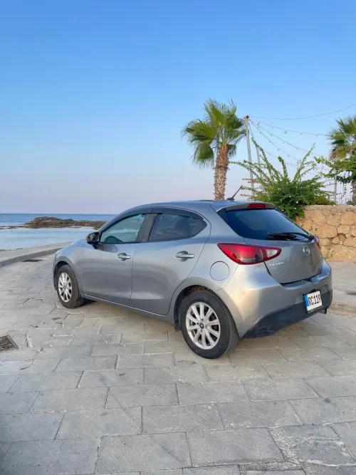 2015 Mazda Demio - Önizleme 4