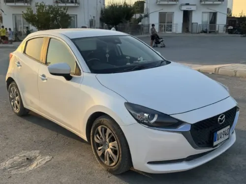2020 Mazda 2 - Önizleme 3