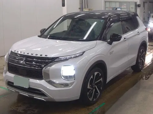 2023 Mitsubishi Outlander Hybrid - Önizleme 4