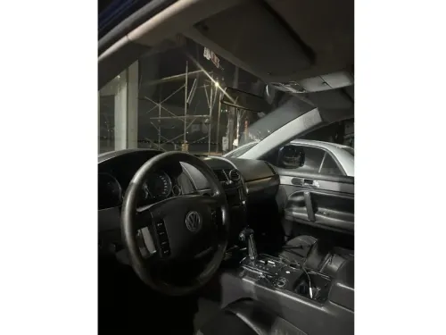 2005 Volkswagen Touareg - Önizleme 8