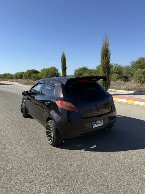 2012 Mazda Demio - Önizleme 3