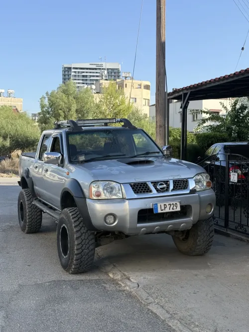 2003 Model Düz Nissan Navara
