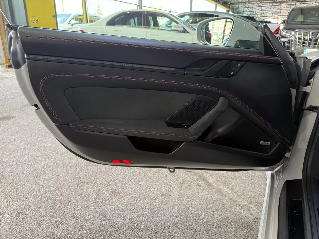 2023 Model Otomatik Porsche 911 14. Görseli