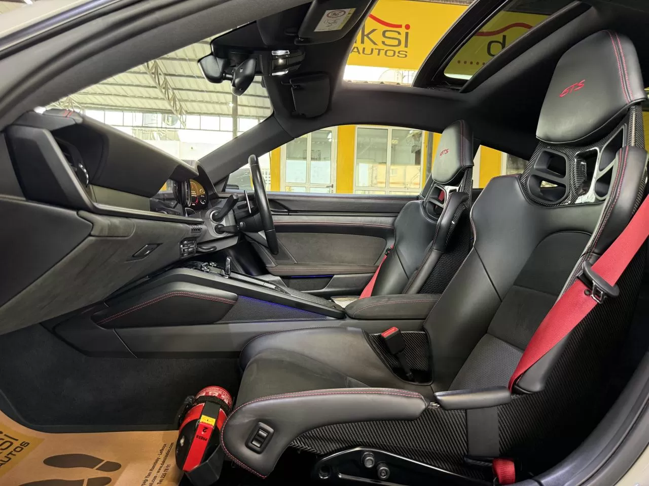 2023 Model Otomatik Porsche 911 16. Görseli