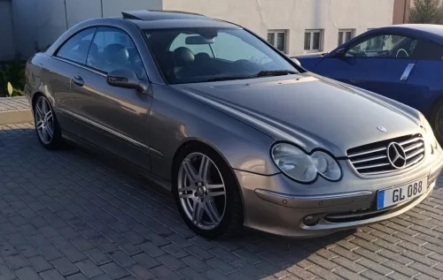 2003 Model Otomatik Mercedes-Benz CLK