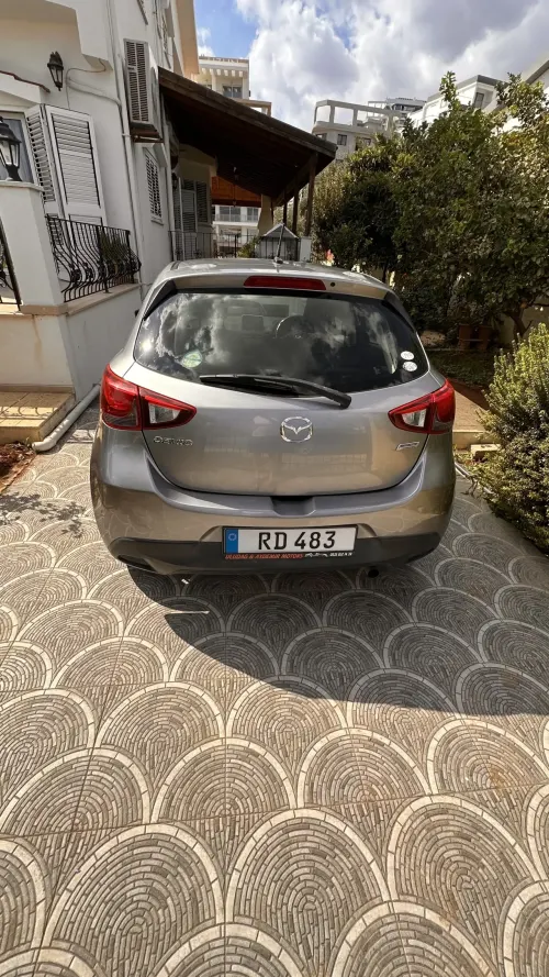 2015 Mazda Demio - Önizleme 3