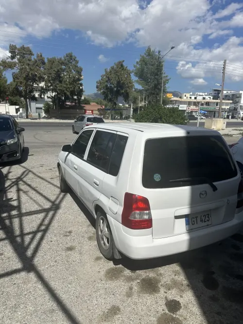 2001 Mazda Demio - Önizleme 7