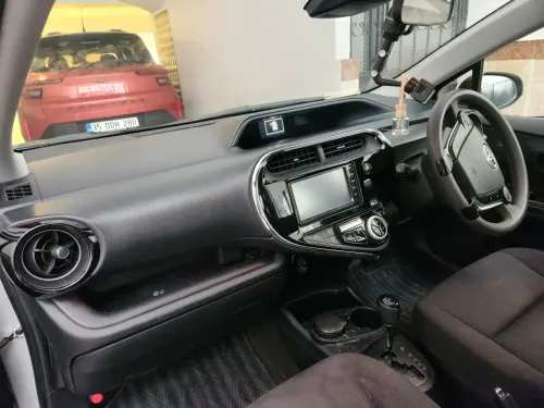 2019 Toyota Aqua Hybrid - Önizleme 8