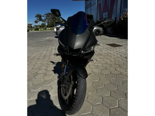 2021 Model Düz Yamaha R3