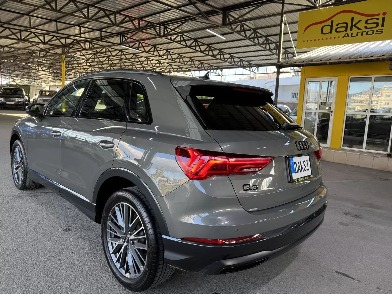 2024 Model Otomatik Audi Q3 6. Görseli