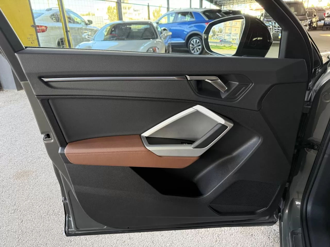 2024 Model Otomatik Audi Q3 11. Görseli