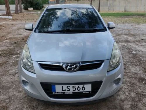 2011 Model Otomatik Hyundai i20