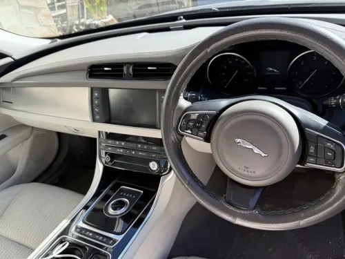 2017 Jaguar XF - Önizleme 6