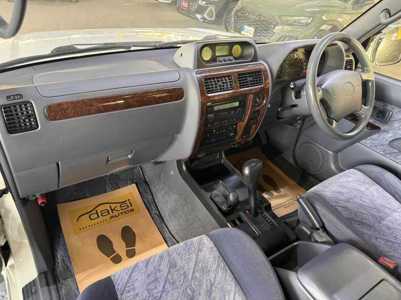 1998 Model Otomatik Toyota Prado 13. Görseli