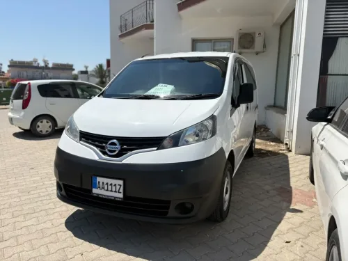 2021 Model Otomatik Nissan NV200
