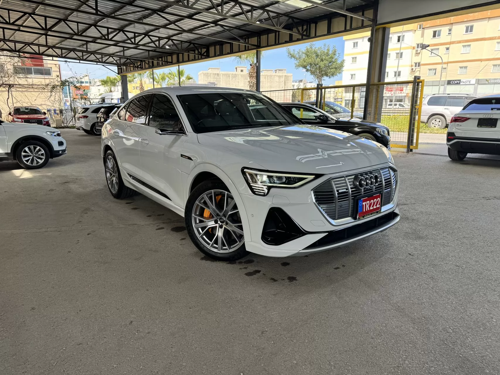 2021 Model Otomatik Audi E-Tron 2. Görseli