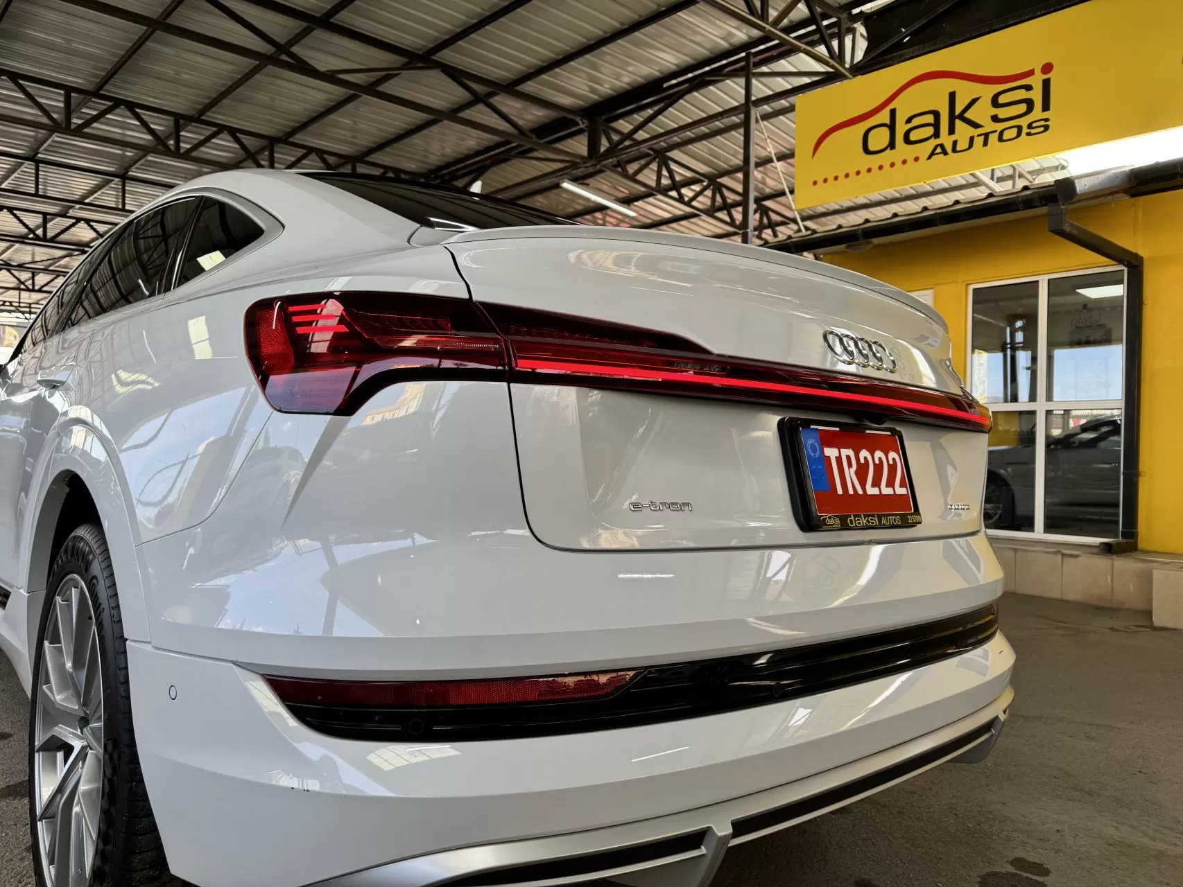 2021 Model Otomatik Audi E-Tron 14. Görseli