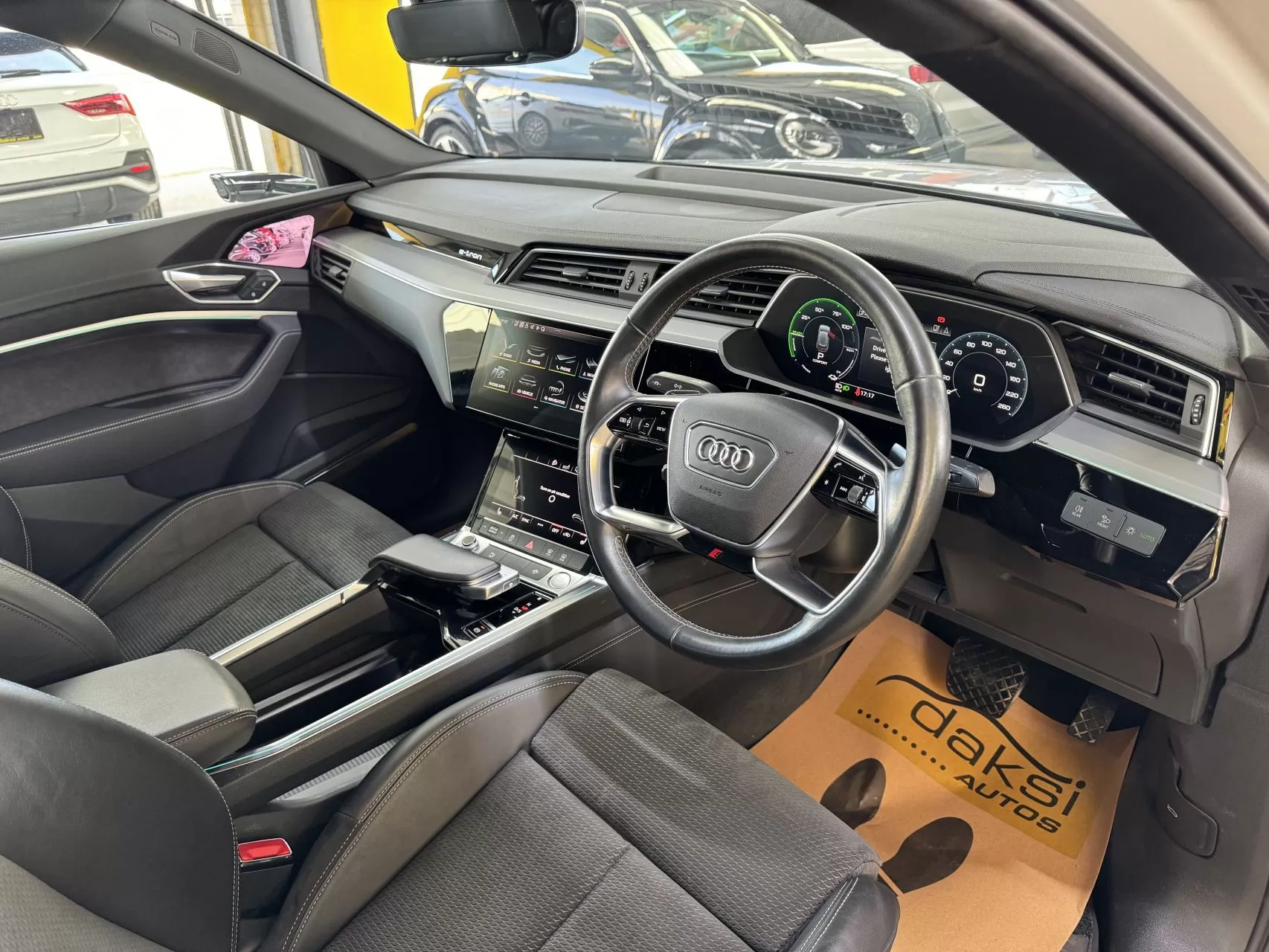 2021 Model Otomatik Audi E-Tron 21. Görseli