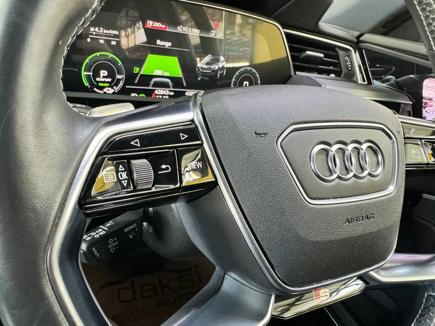 2021 Model Otomatik Audi E-Tron 25. Görseli