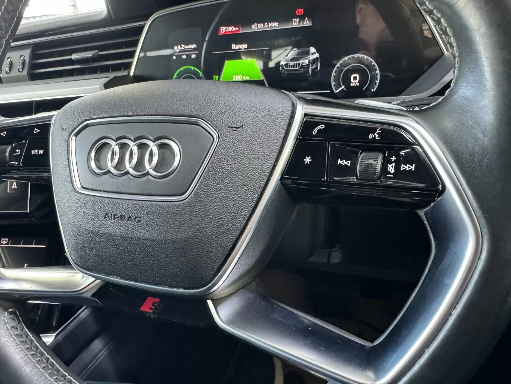 2021 Model Otomatik Audi E-Tron 26. Görseli