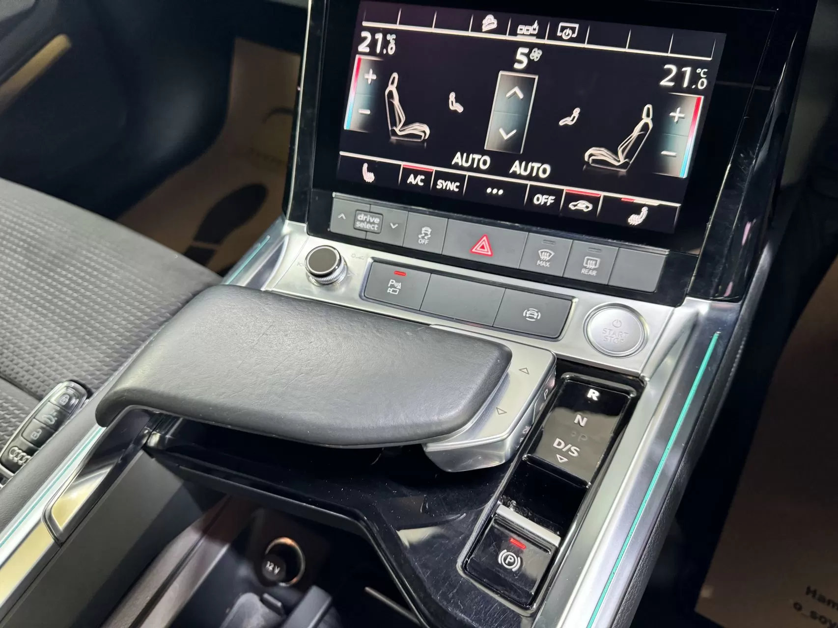 2021 Model Otomatik Audi E-Tron 28. Görseli