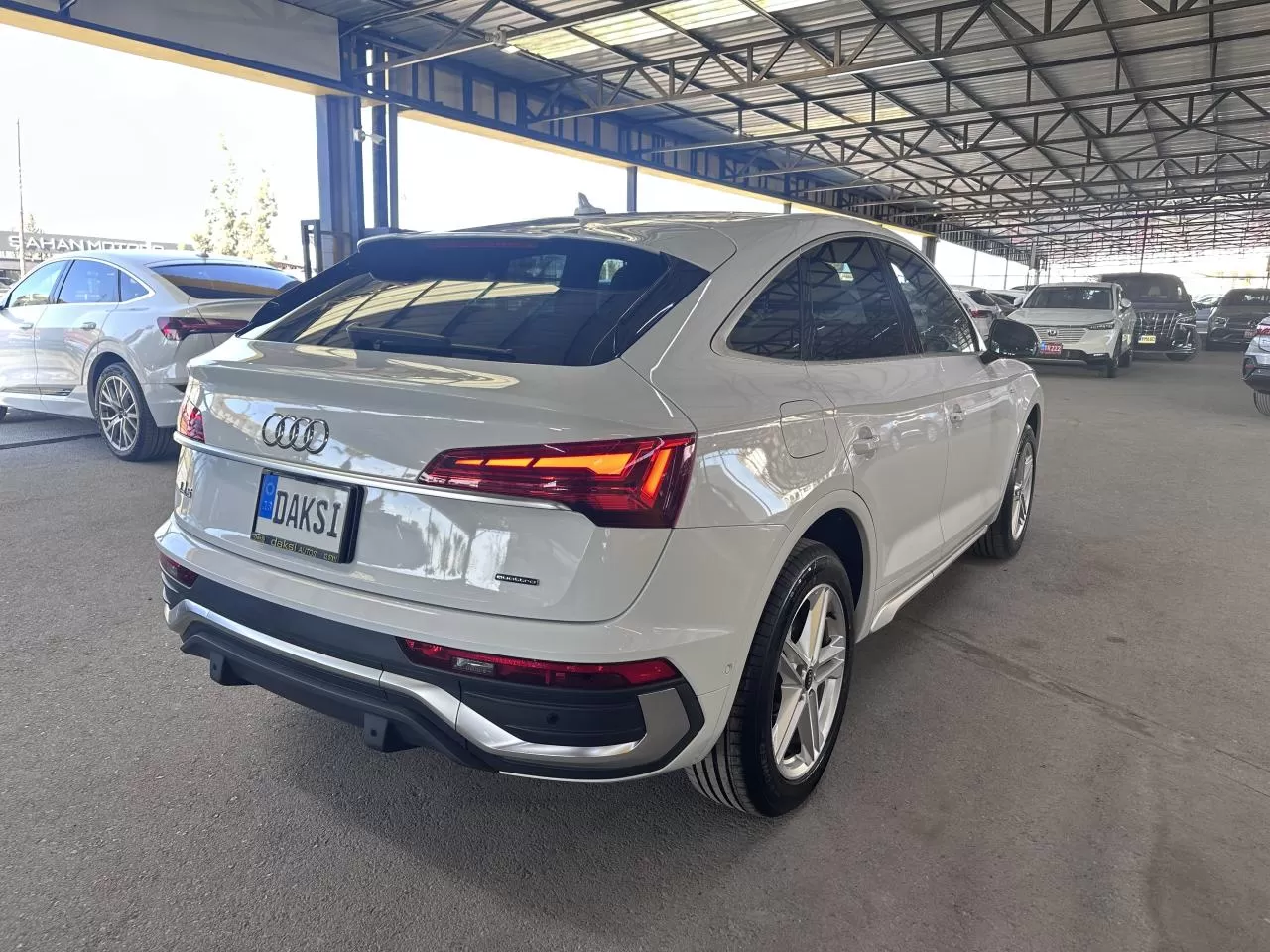 2022 Model Otomatik Audi Q5 4. Görseli