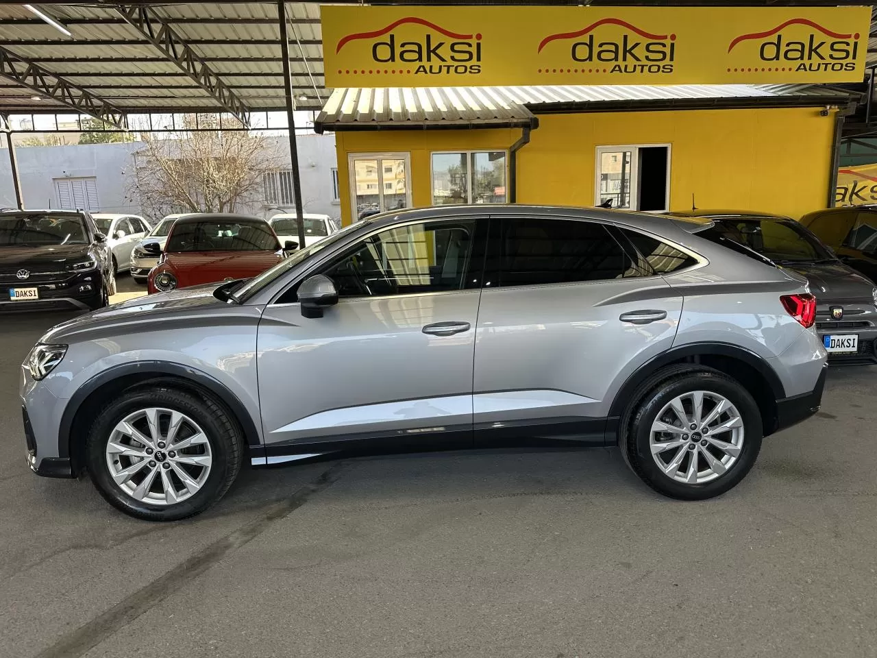 2021 Model Otomatik Audi Q3 7. Görseli