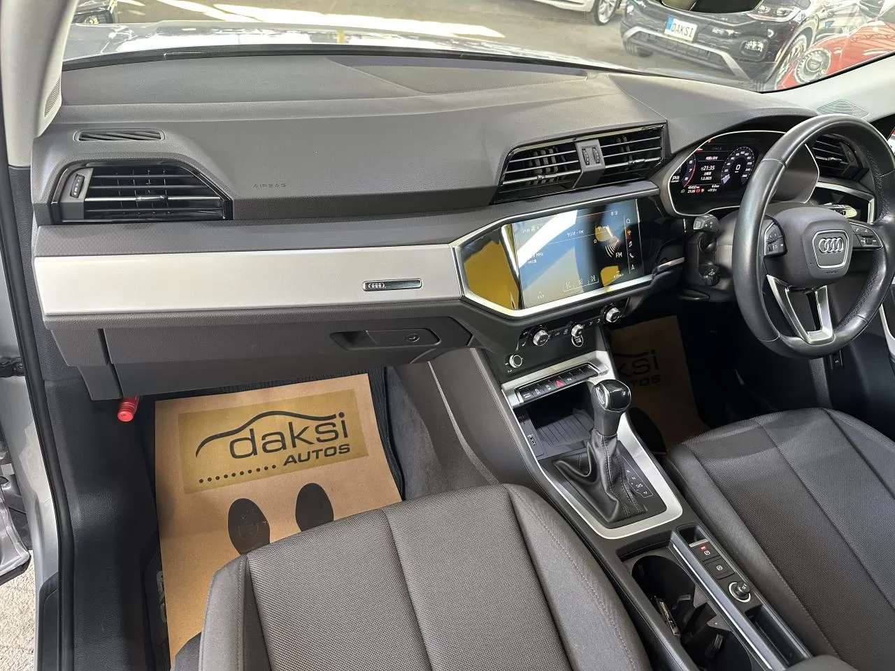 2021 Model Otomatik Audi Q3 12. Görseli