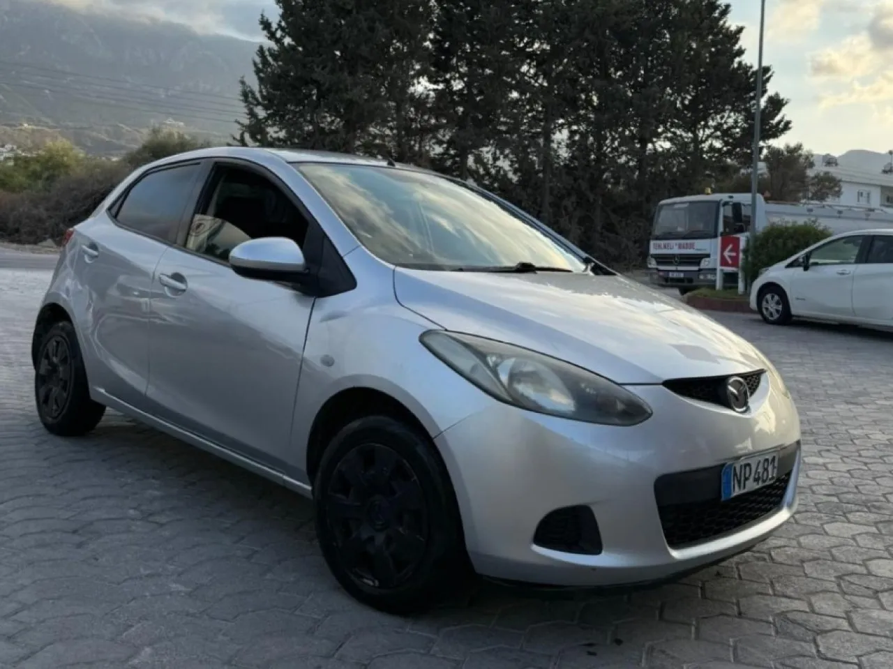 2011 Model Otomatik Mazda Demio