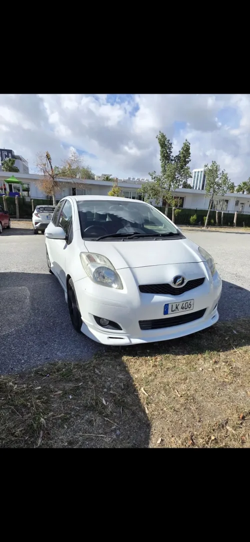 2009 Model Otomatik Toyota Vitz