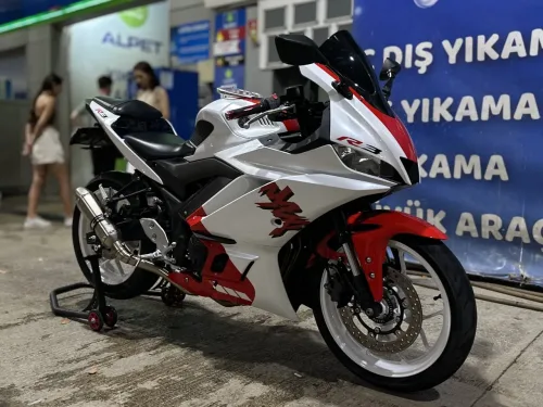 2021 Model Düz Yamaha R3