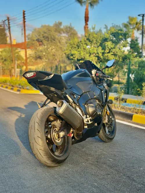 2019 Honda CBR 1000 RR - Önizleme 4